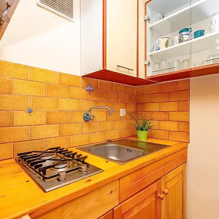 House Hidden Bay-one Bedroom With Terrace Ans Sea View