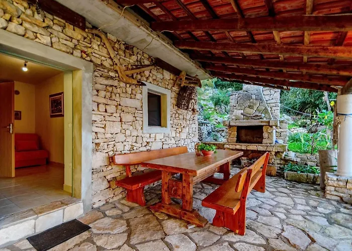 House Hidden Bay-one Bedroom With Terrace Ans Sea View Сasa de vacaciones