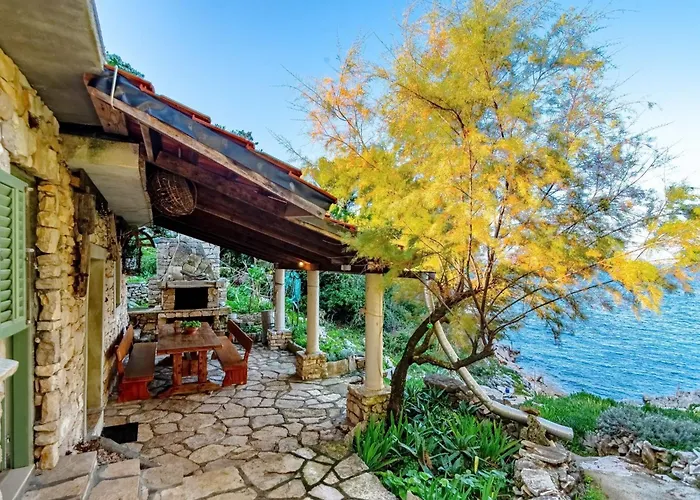 House Hidden Bay-one Bedroom With Terrace Ans Sea View * Blato (Korcula)