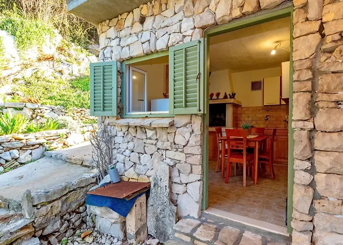 Сasa de vacaciones House Hidden Bay-one Bedroom With Terrace Ans Sea View Blato (Korcula)