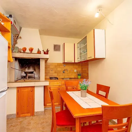House Hidden Bay-one Bedroom With Terrace Ans Sea View Ferienhaus