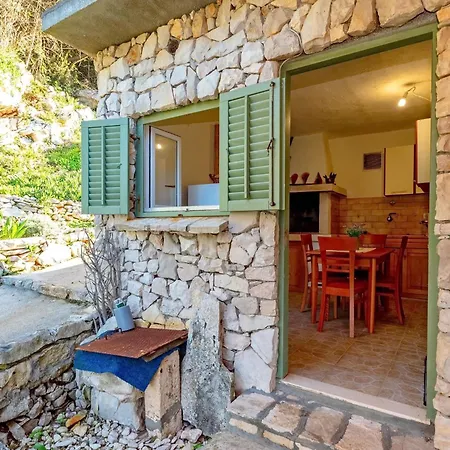 Semesterbostad House Hidden Bay-one Bedroom With Terrace Ans Sea View Blato (Korcula)