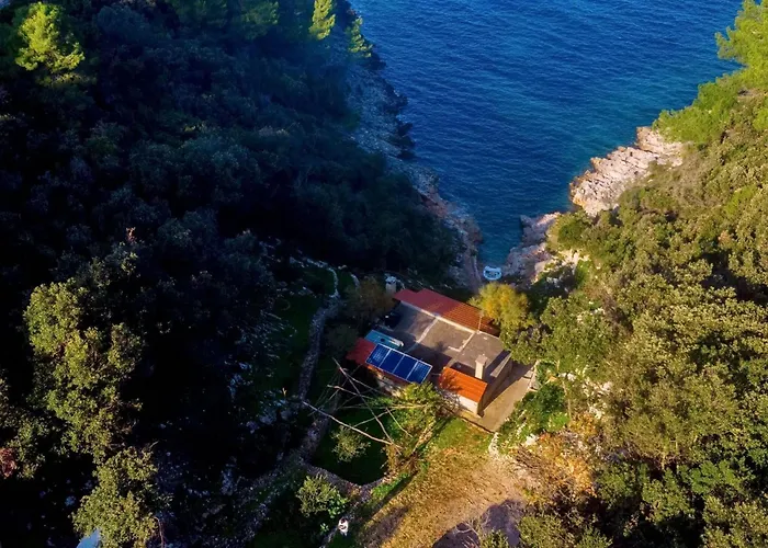 Nyaraló House Hidden Bay-one Bedroom With Terrace Ans Sea View Blato